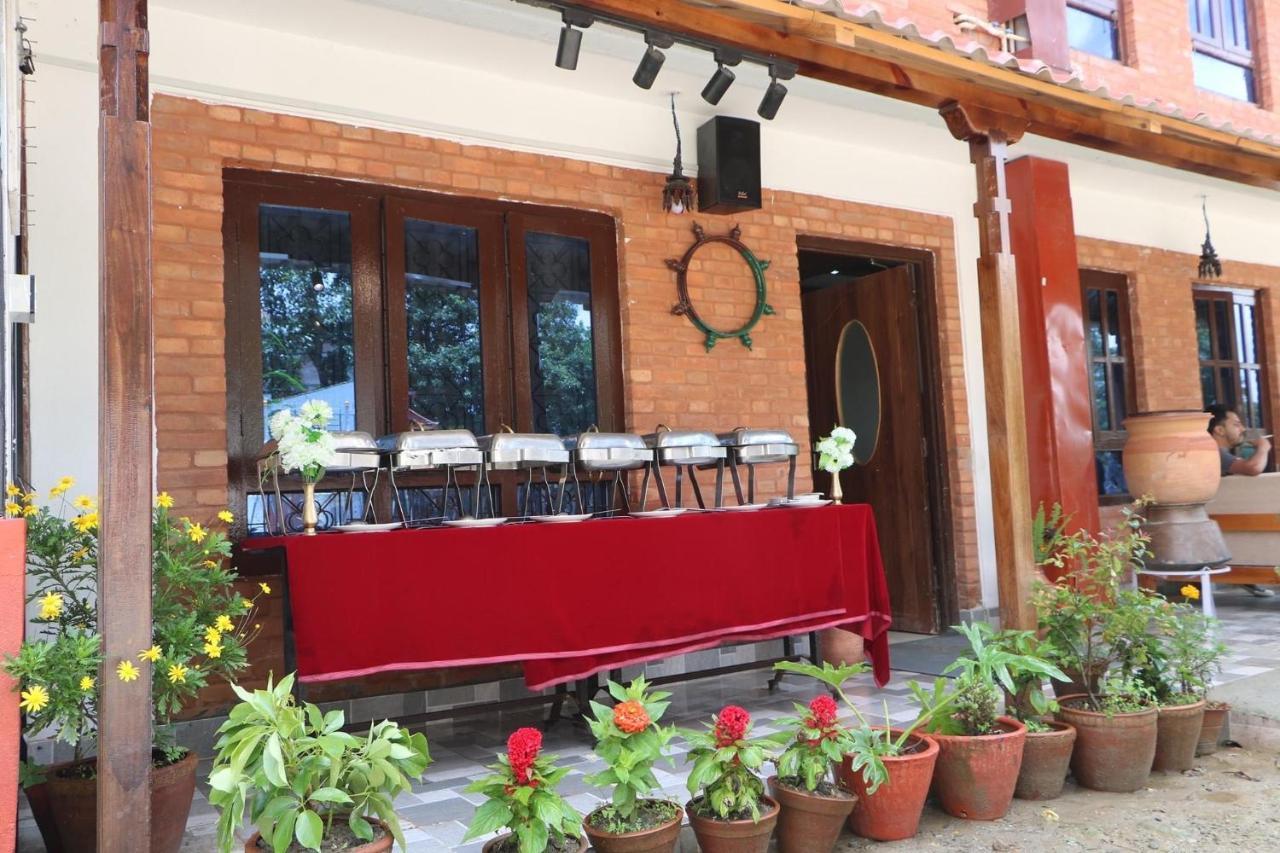 Heritage Home Dhulikhel Bagian luar foto